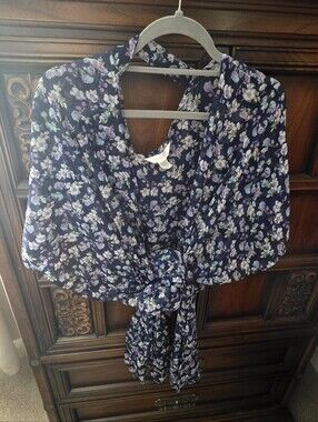 Sheer Blue Floral Kimono/cardigan w/side Long Slits For Easy Tie Front Option.